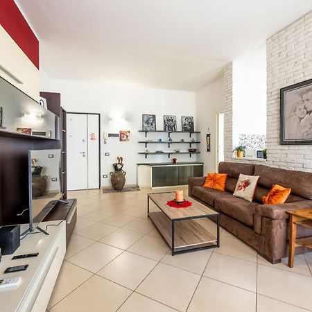 New Luxury 2Bdr Terrace, Views, Ac Apartman Marina di Carrara Kültér fotó
