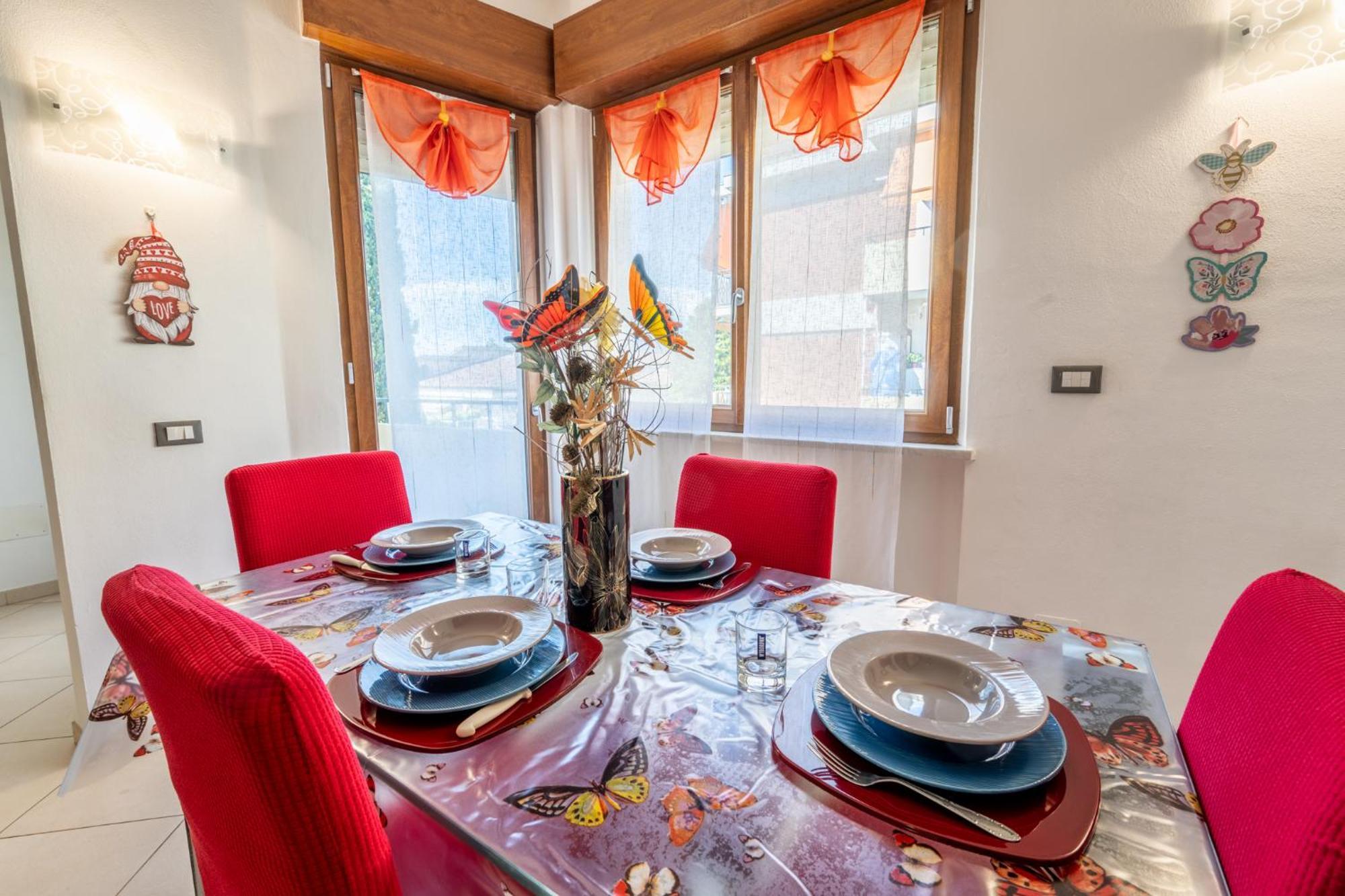 New Luxury 2Bdr Terrace, Views, Ac Apartman Marina di Carrara Kültér fotó