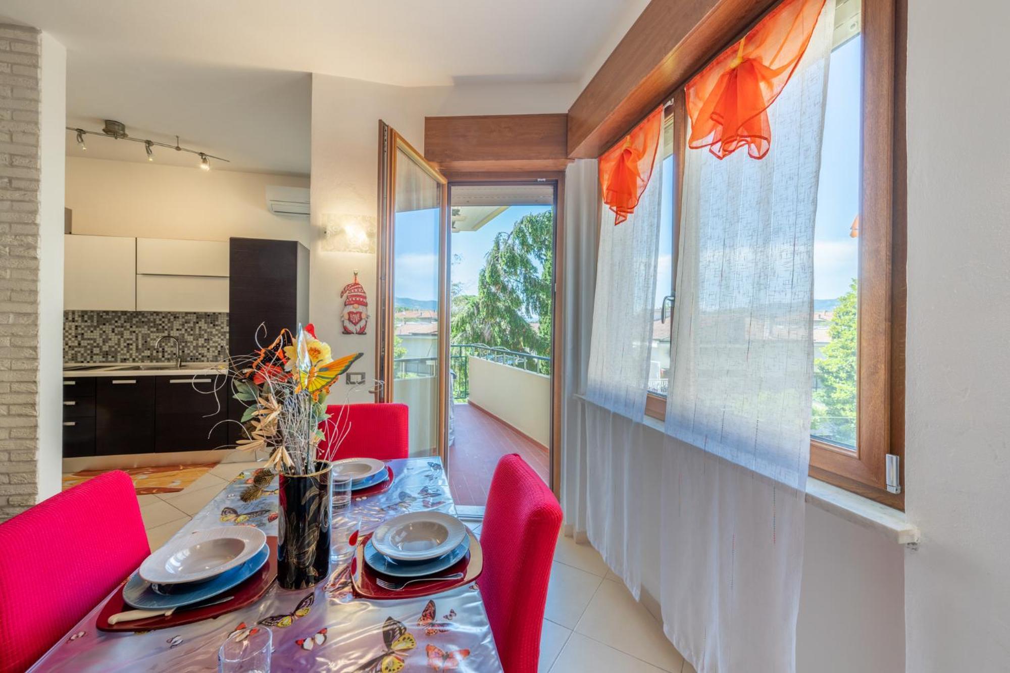 New Luxury 2Bdr Terrace, Views, Ac Apartman Marina di Carrara Kültér fotó